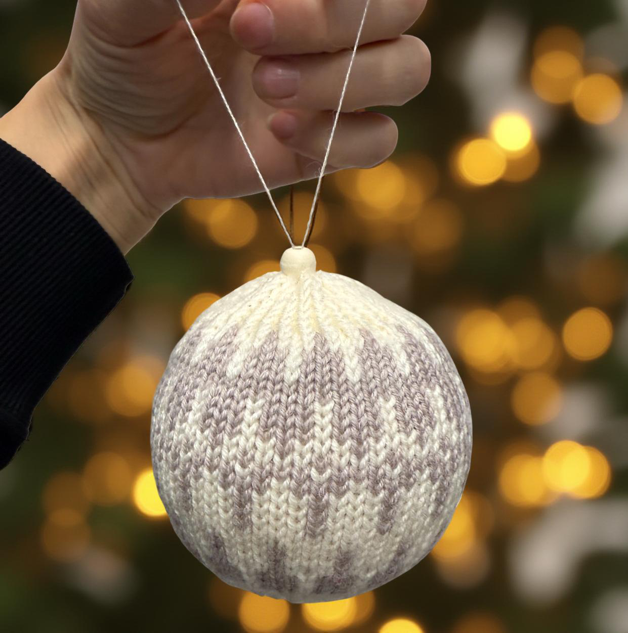 Pilkas Megztas Raštas